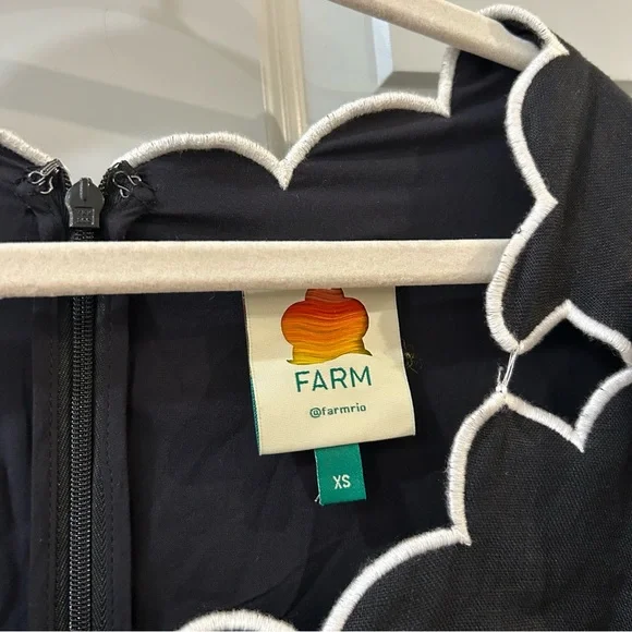 New Farm Rio Scalloped Cutout Linen Euroflax Maxi Dress Black White